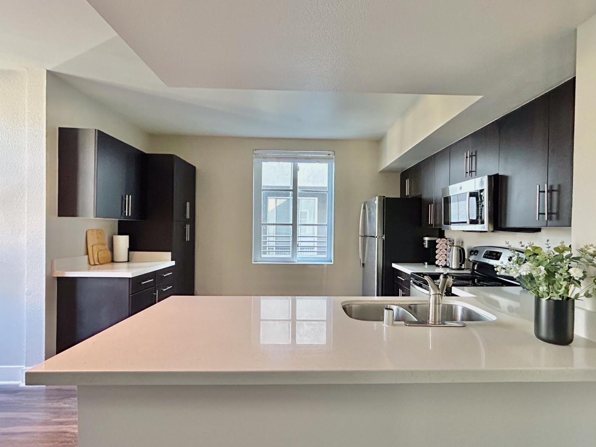 2Bd 2Ba Santa Monica Apartment With Relaxing Pool View Los Angeles Extérieur photo